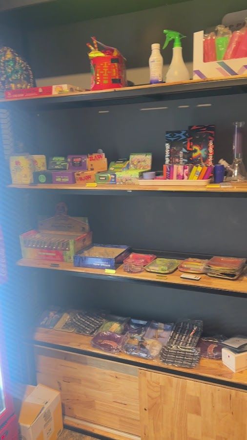 FullhouseOG Cannabis Shop Dannok storefront