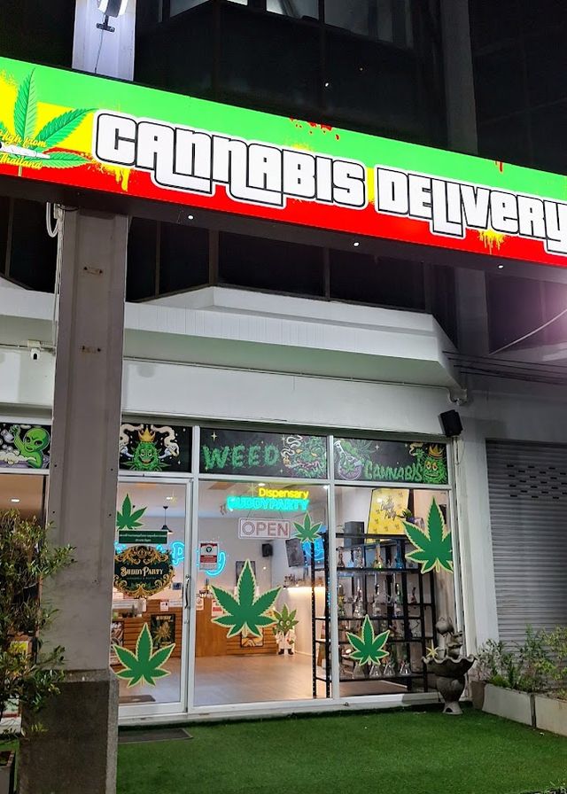 Buddyparty Cannabis Dispensary เพื่อนปาร์ตี้ Weed Shop storefront