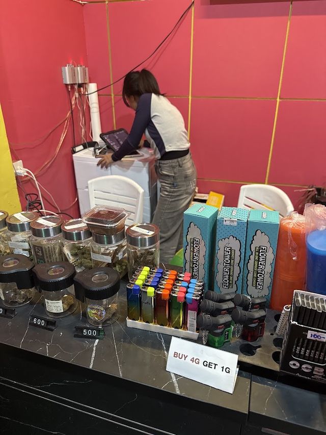 Weed View Hatyai storefront