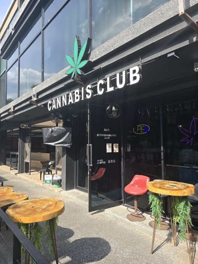 BOTANIC CLUB CANNABIS storefront