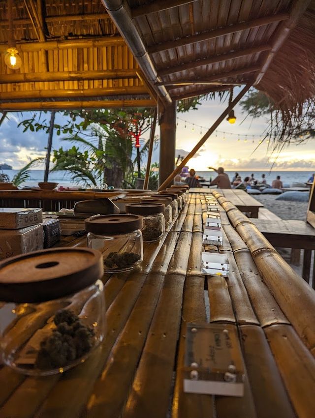 High Tide Beach Dispensary storefront