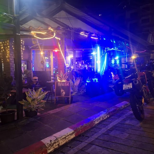 Aoffi Weed Shop storefront