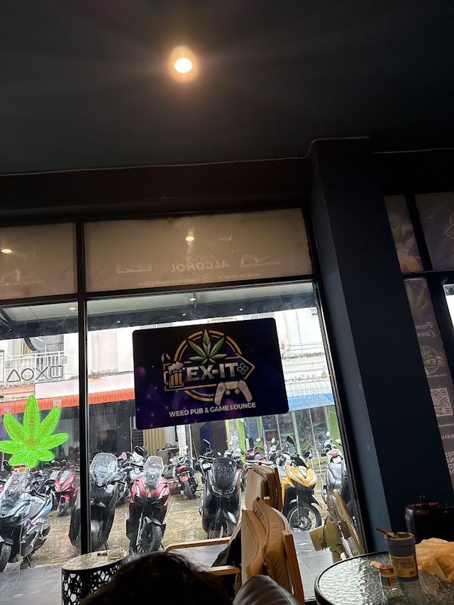 EX-IT Weed Pub & Game Lounge storefront