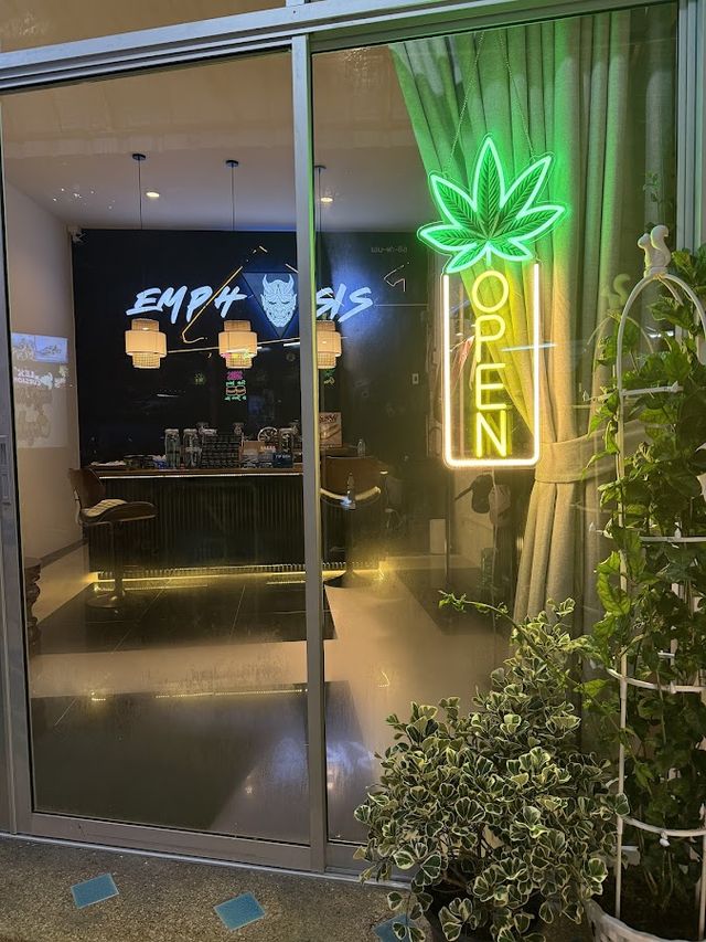 Emphasis Dispensary Phuket storefront