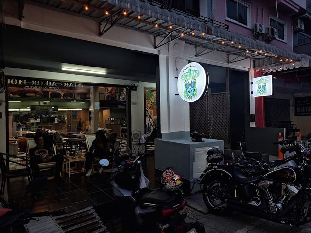 Coffee & Tings Weed Club | Cannabis Dispensary storefront