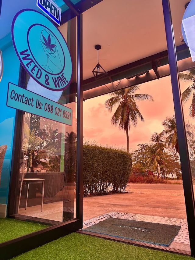 Weed & Wine storefront