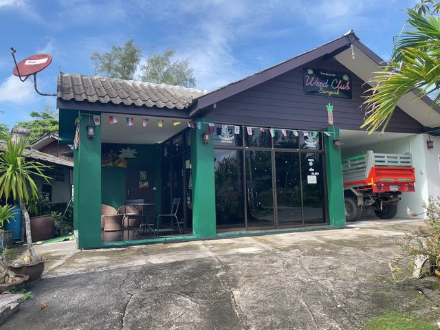 WEED CLUB BANGSAK storefront