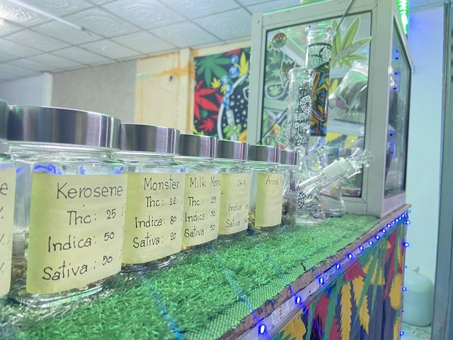 King Cannabis Shop2 storefront