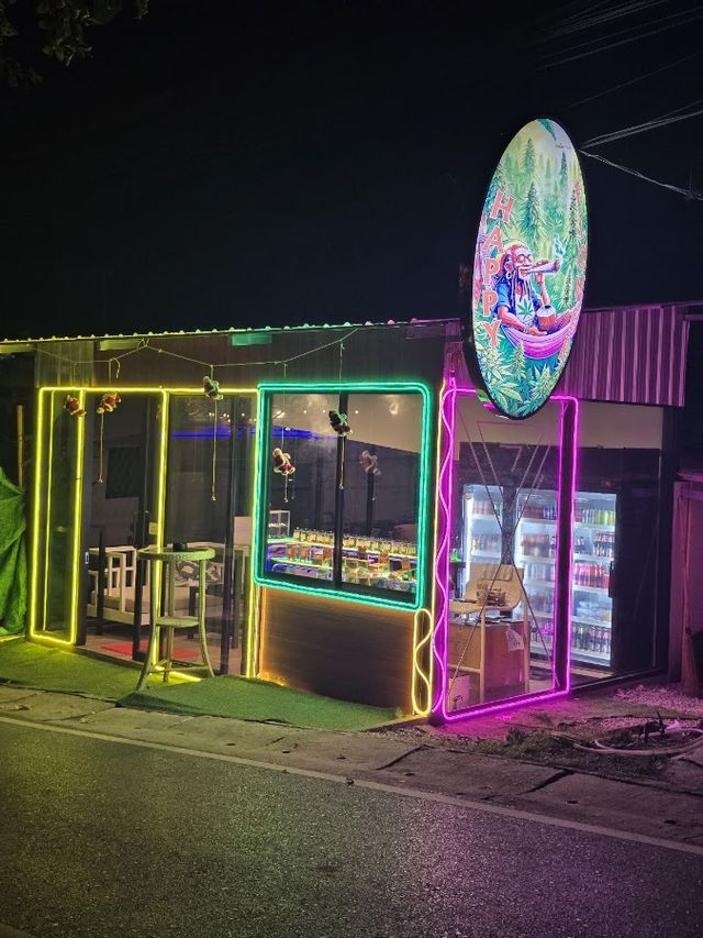Happy Flower Cannabis & Weed Accessories Shop storefront