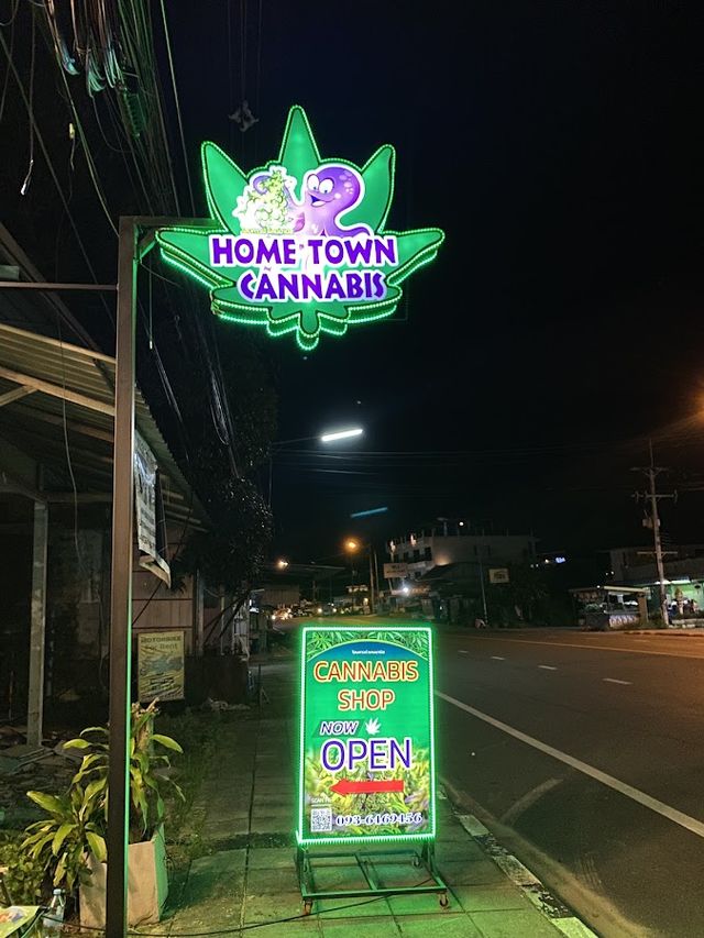HOME TOWN CANNABIS storefront