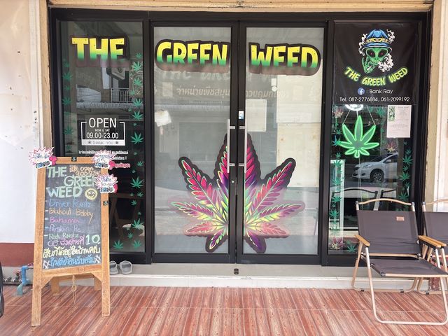 THE GREEN WEED storefront