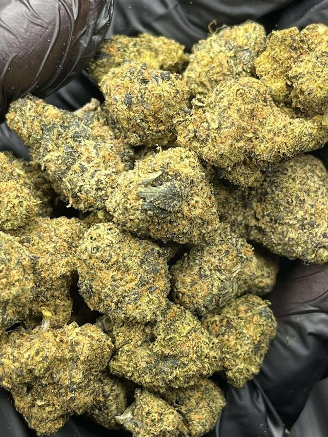 One night stand cannabis storefront