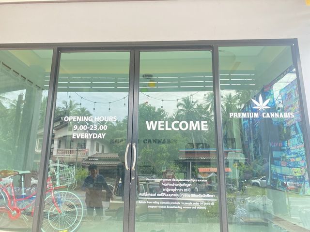 KHANOM CANNABIS storefront