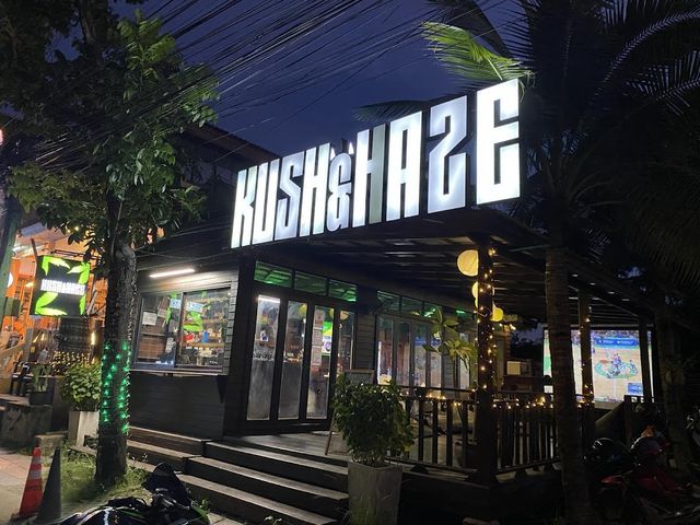 Kush&Haze cannabis shop storefront