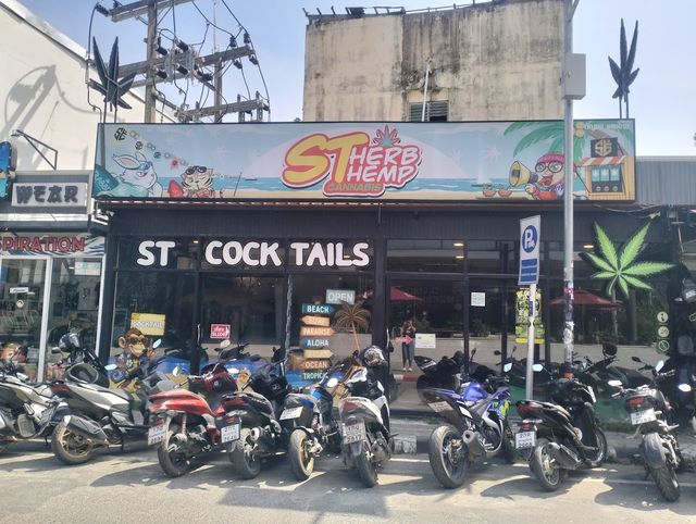 ST Herb Hemp Chaweng (ร้านกัญชาที่มีทราย) storefront