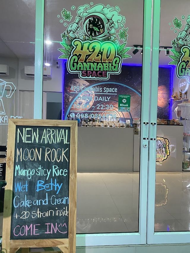 420 Cannabis Space storefront