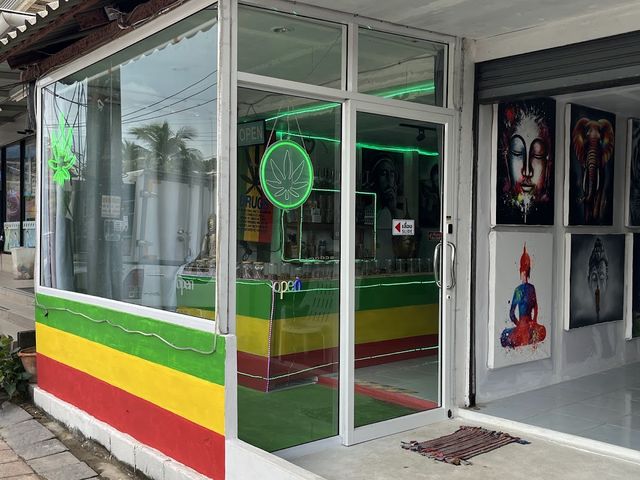Tiger Weed storefront