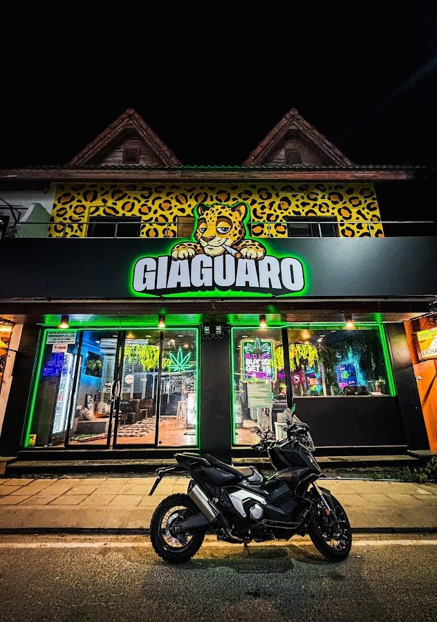 GIAGUARO CLUB DISPENSARY storefront