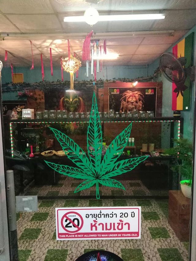 Samui Kan Cannabis storefront