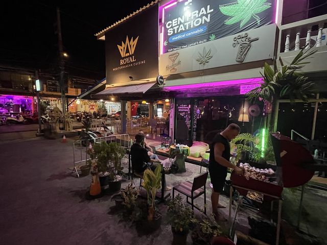 Central Station Weed Lamai storefront