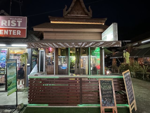 Green Kahuna Dispensary (Weed, CBD, oil, indica, sativa, hybrid, cannabis, coffee shop)#1 storefront