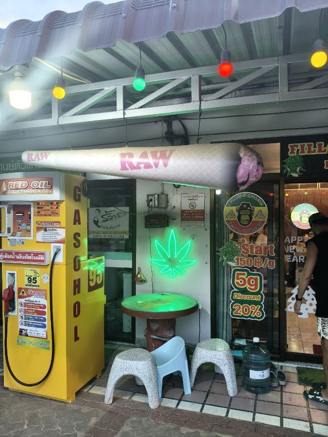 Fillgood Cannabis Shop storefront