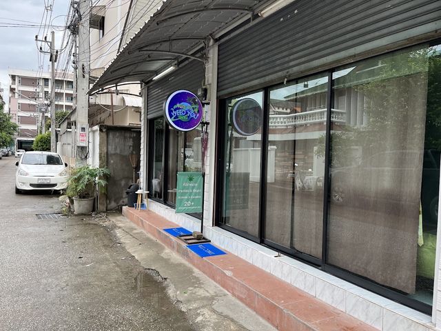 Nice to weed you cnx storefront