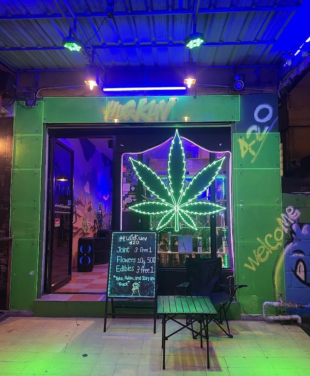 Hugkun420 (cannabis)weed shop storefront