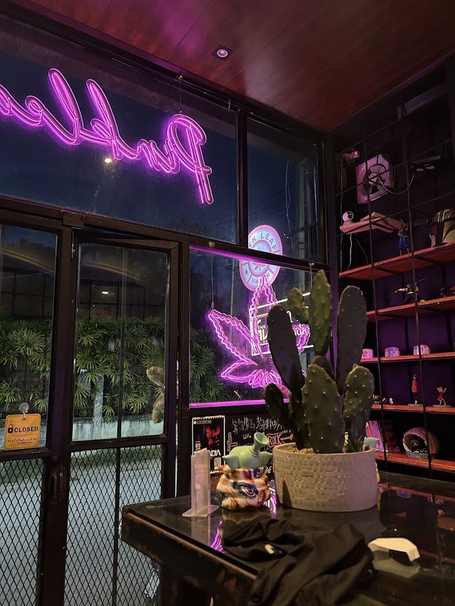 Pink Leaf Nimman Soi 17 storefront