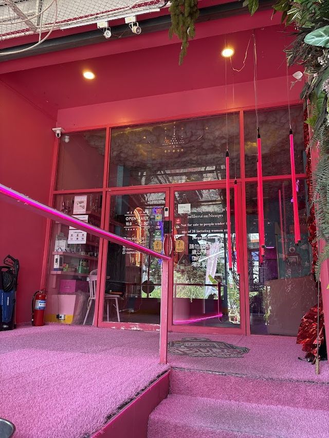 The buds station (weed shop) l Snus nicotine pouch storefront
