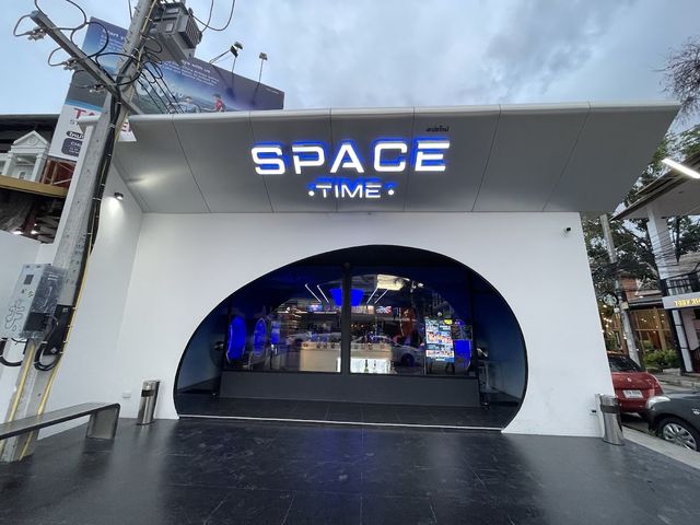 Spacetime.cnx Dispensary Floor 3 storefront