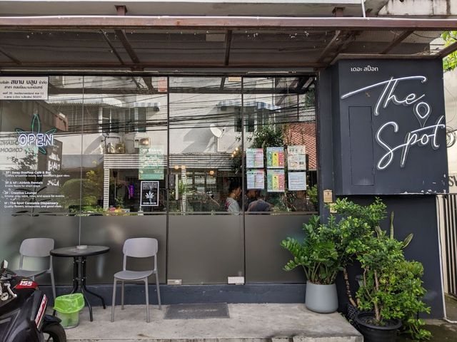 The Spot Cannabis Dispensary | ร้านกัญชาเชียงใหม่ Cannabis shop Chiang Mai storefront