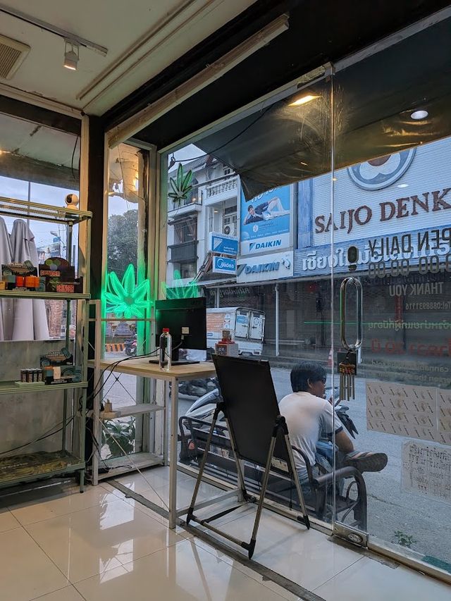 Breeding cannabis storefront