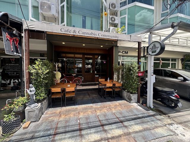 Hightown Cannabis & Grower Community ( ร้านกัญชาเชียงใหม่ Cannabis Shop ) storefront