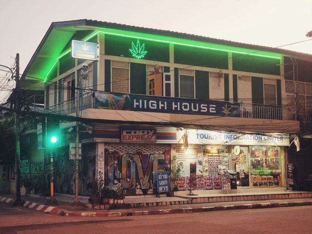 High House Cannabis cnx storefront