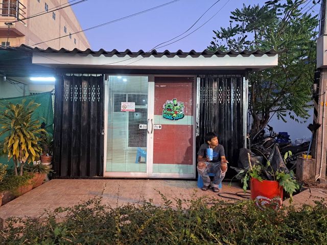 Peace Weed - Cannabis storefront