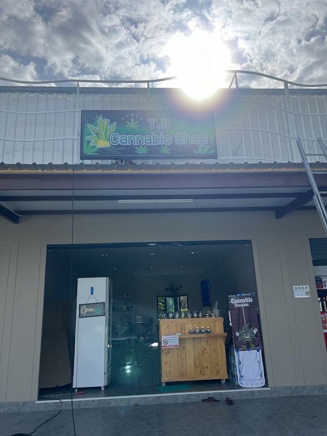 ร้านกัญชา T.N.Cannabis Shop storefront