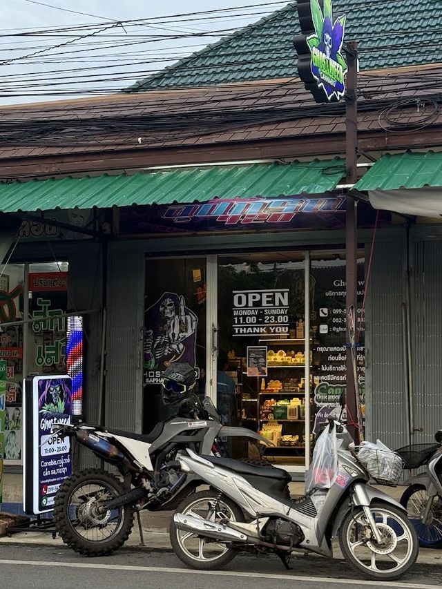 Paranoid weed storefront