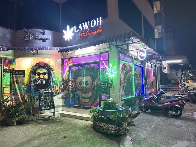 LAWOH Cannabis storefront