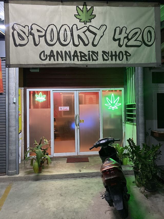 Spooky 420 storefront