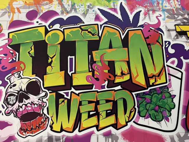 TITAN WEED storefront