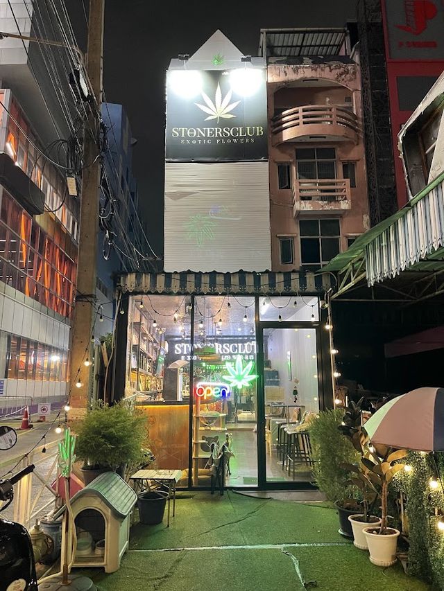Stonersclub weed ร้านกัญชา 大麻 dispensary wholesale cannabis storefront