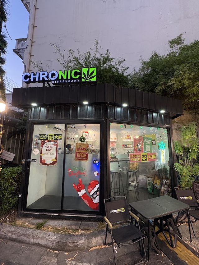 Chronic Dispensary @I'm Chinatown Yaowarat - Weed กัญชา Cannabis CBD марихуана 大麻商店 storefront
