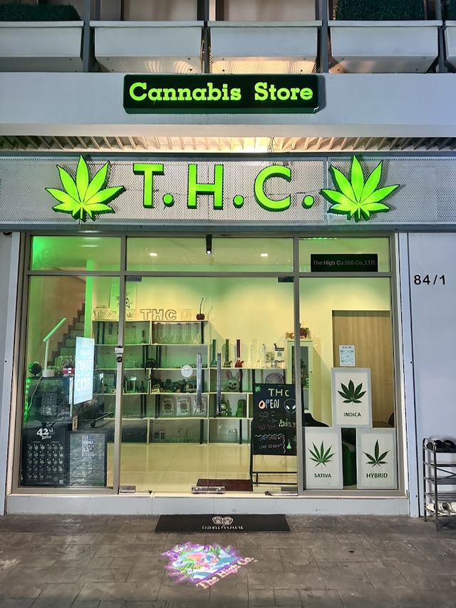 THC Cannabis Store&Cafe storefront