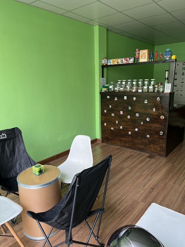 ร้านกัญชาใกล้ฉัน เขียวหวาน Cannabis storefront
