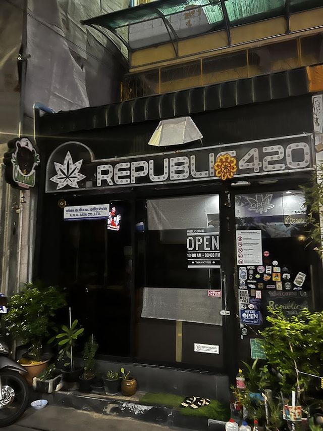 Cannabis republic420 storefront