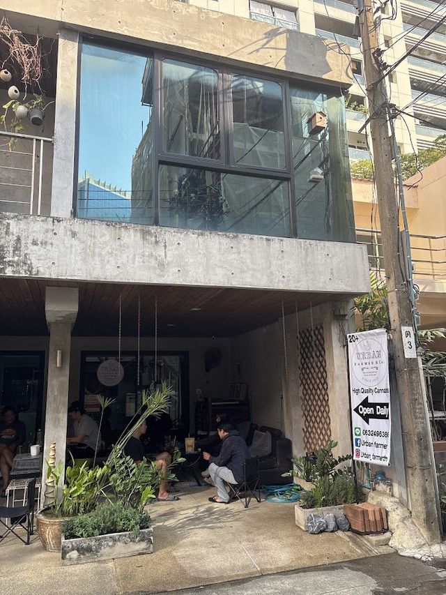 Urban Farmer&Co. Dispensary storefront