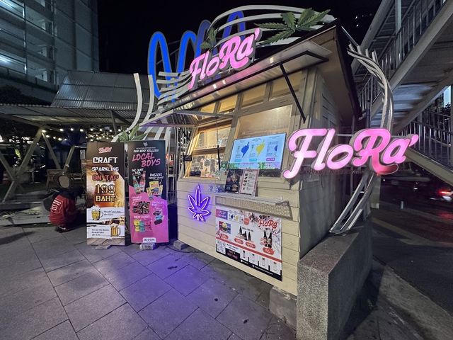 Flora Cannabis Phrakhanong storefront