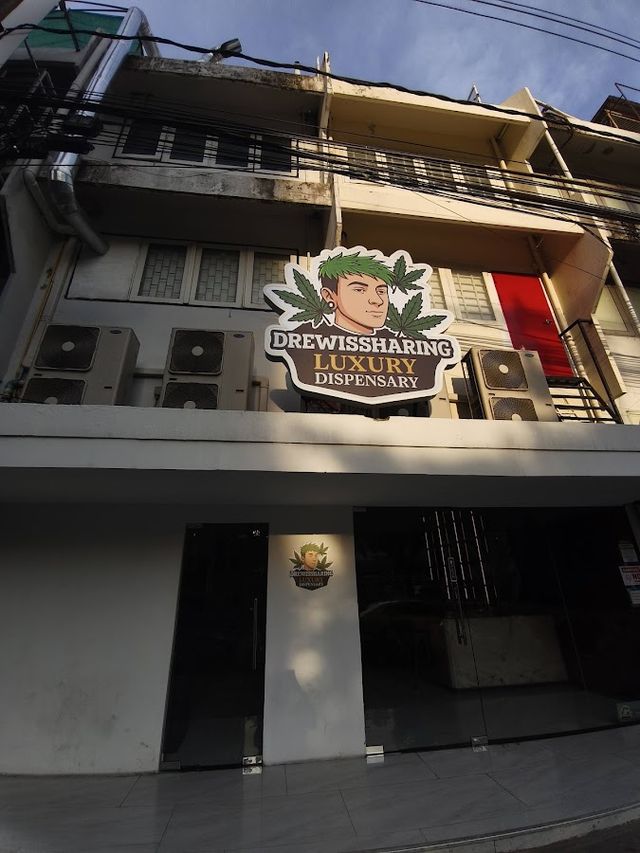 Drewissharing Luxury Cannabis Dispensary storefront