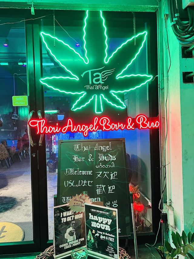 Thai Angel Bar & Buds (Sukhumvit 60) - Dispensary,Cannabis lounge, weed shop, 大麻專賣店 酒吧 storefront